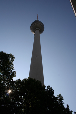 Fernsehturm from below